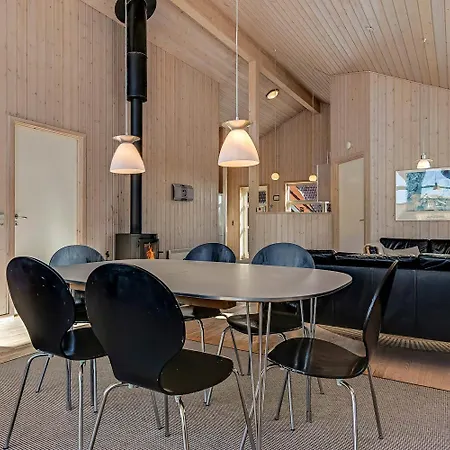 Skont Med Braendeovn Taet Pa Havet Sj875