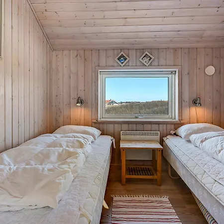Skont Med Braendeovn Taet Pa Havet Sj875 Nyaraló *