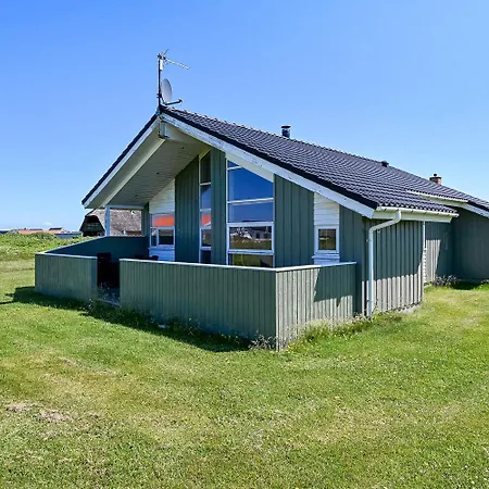 Skont Med Braendeovn Taet Pa Havet Sj875 Nyaraló Harboør
